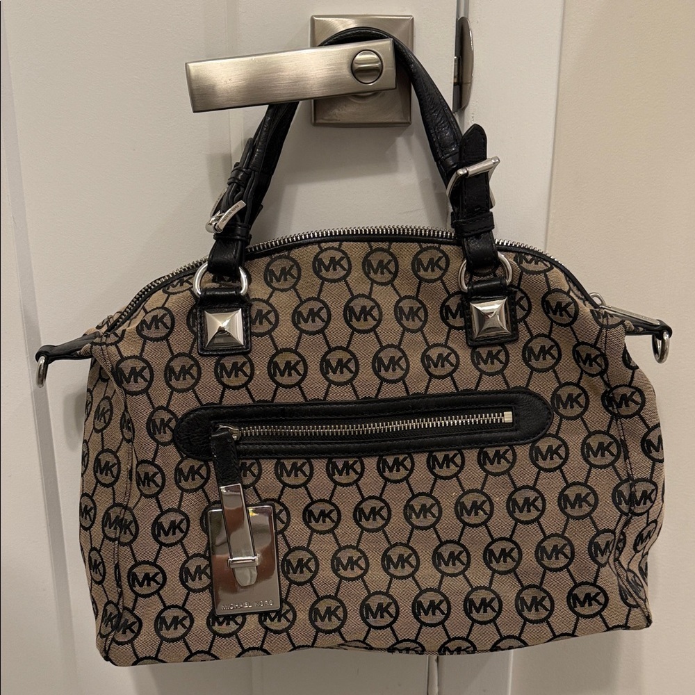 Michael Kors Large Kora Calista Canvas Signature Purse